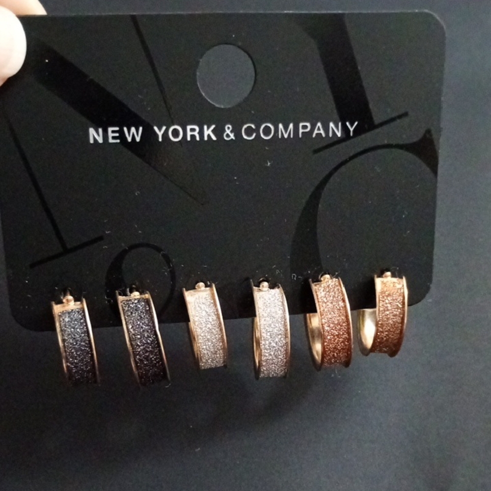New York & Company Glittering Black White  Rose Earring Trio